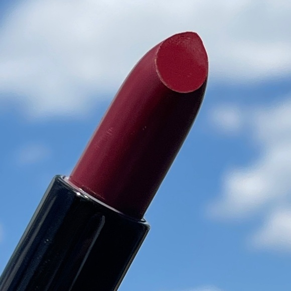 FOLLY FIRE Matte Lipstick In Full House(Deep Merlot) - Picture 10 of 10